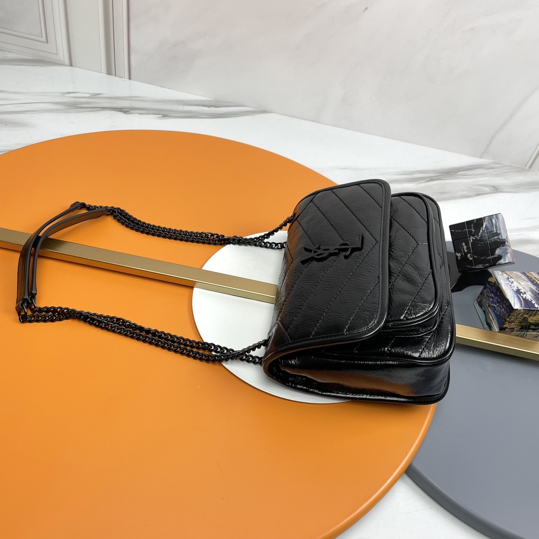 Handbags SAINT LAURENT 533037 size 22x16.5x12 cm - vstockx