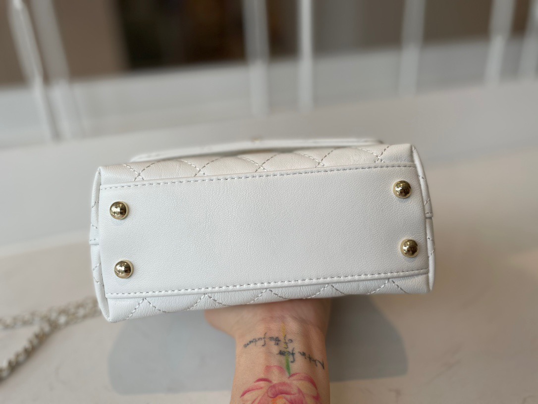 Handbag Chanel AS2215 - vstockx