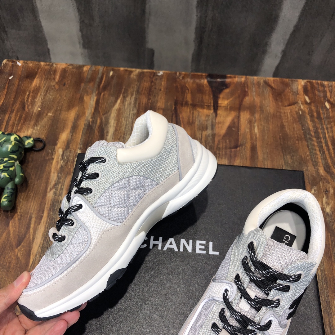 Chanel Fabric & Suede Calfskin Low Top Sneaker 5 - vstockx