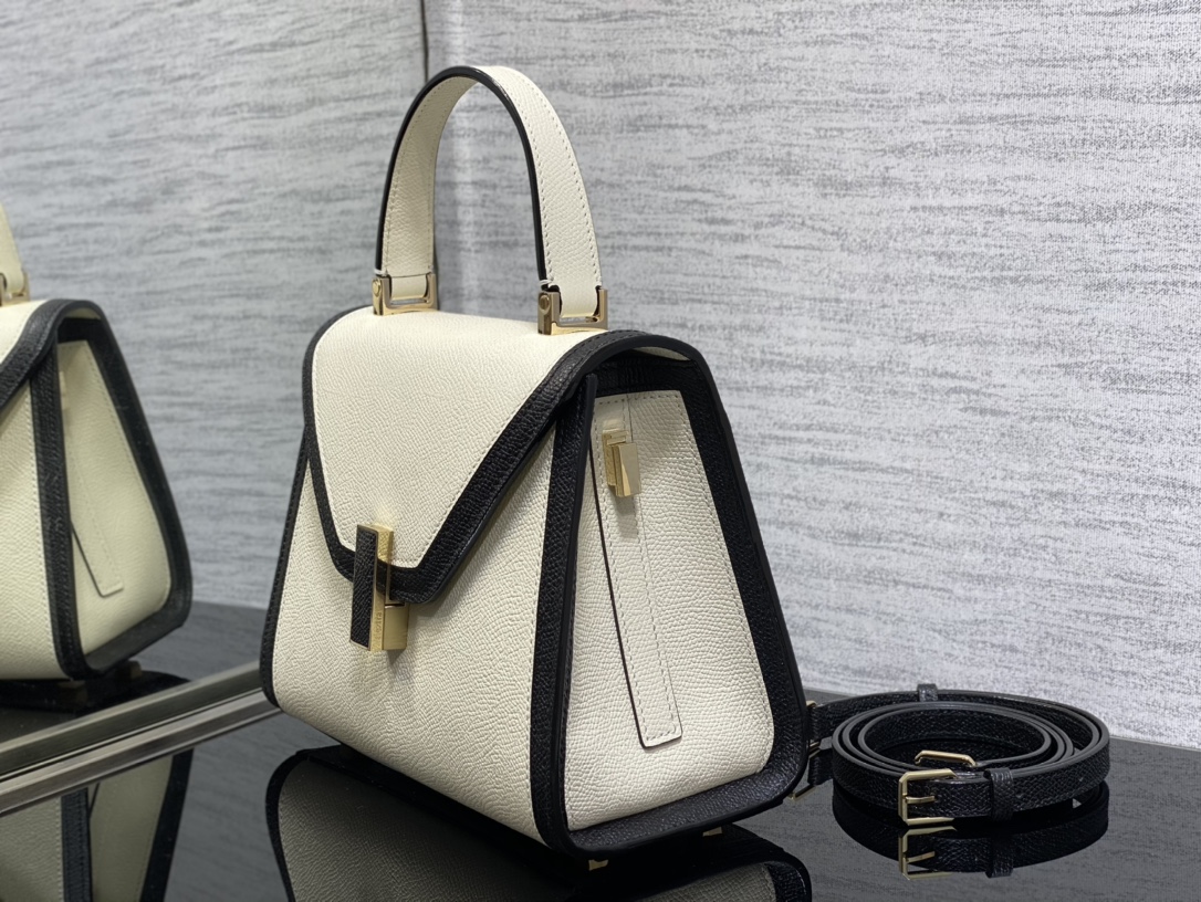 Handbag VALEXTRA size *'* - vstockx