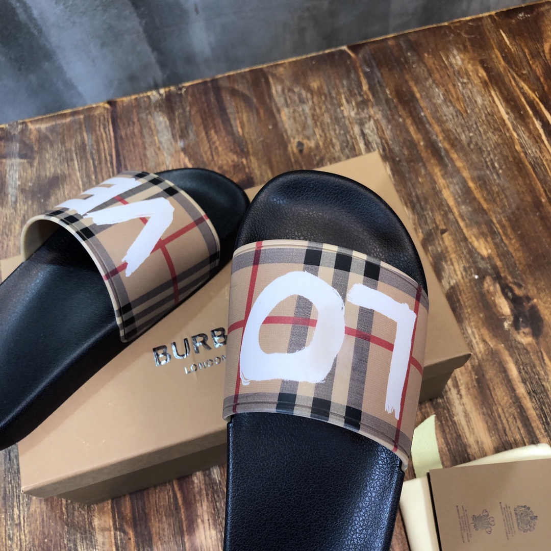 Burberry Slipper 1 - vstockx