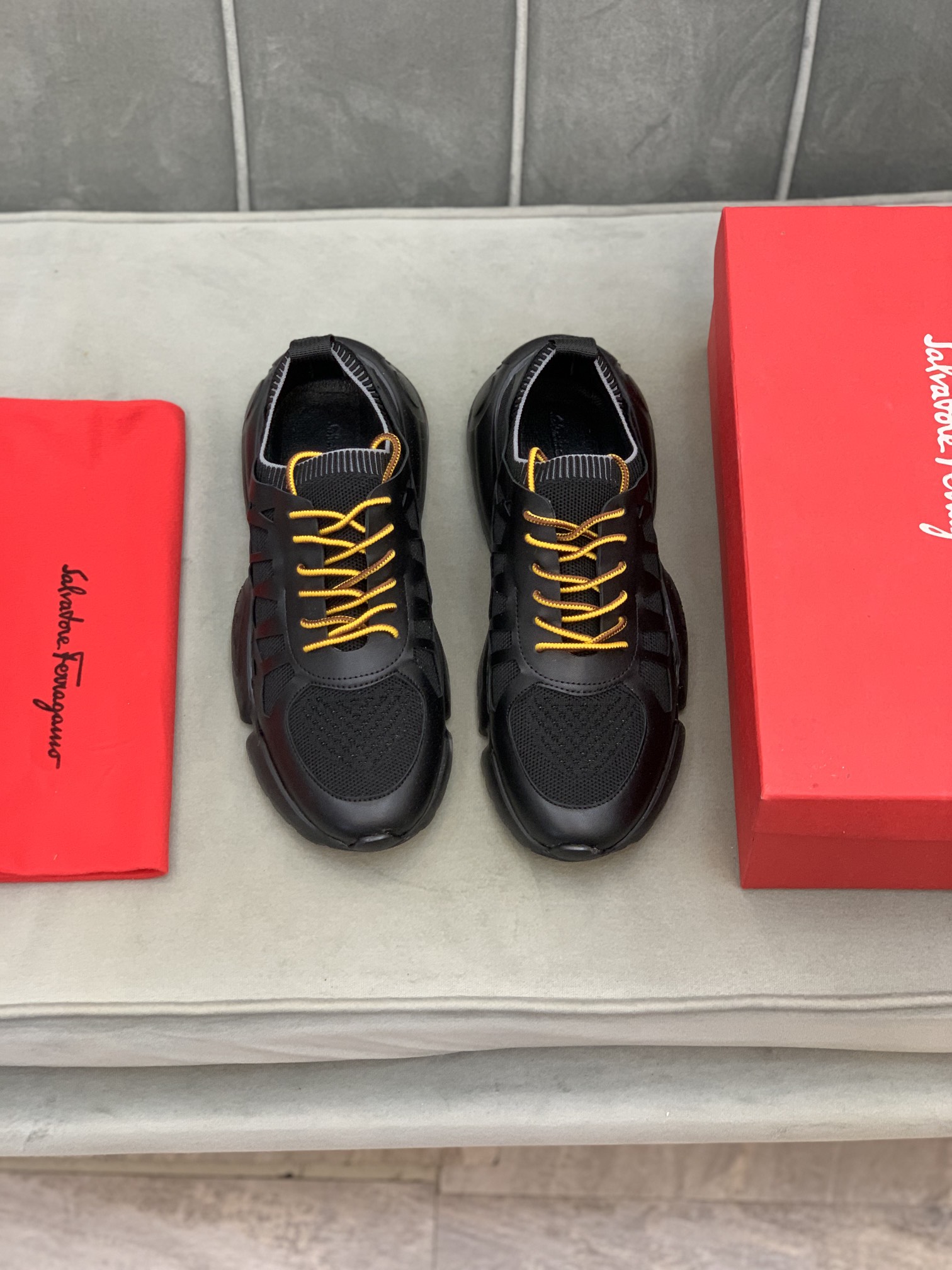 Salvatore Ferragamo Low Top Sneaker 3 - vstockx