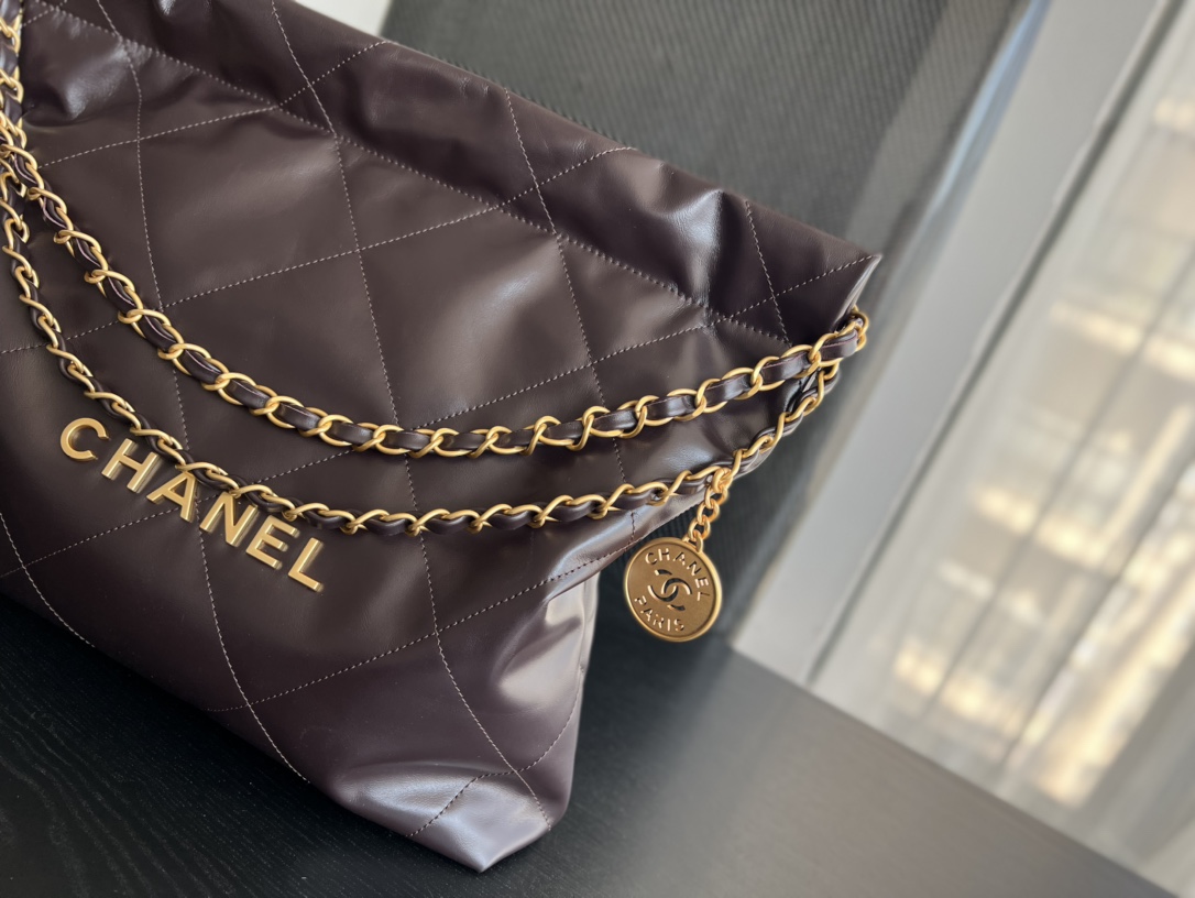 Handbag Chanel size 35cmx37cmx7 cm - vstockx