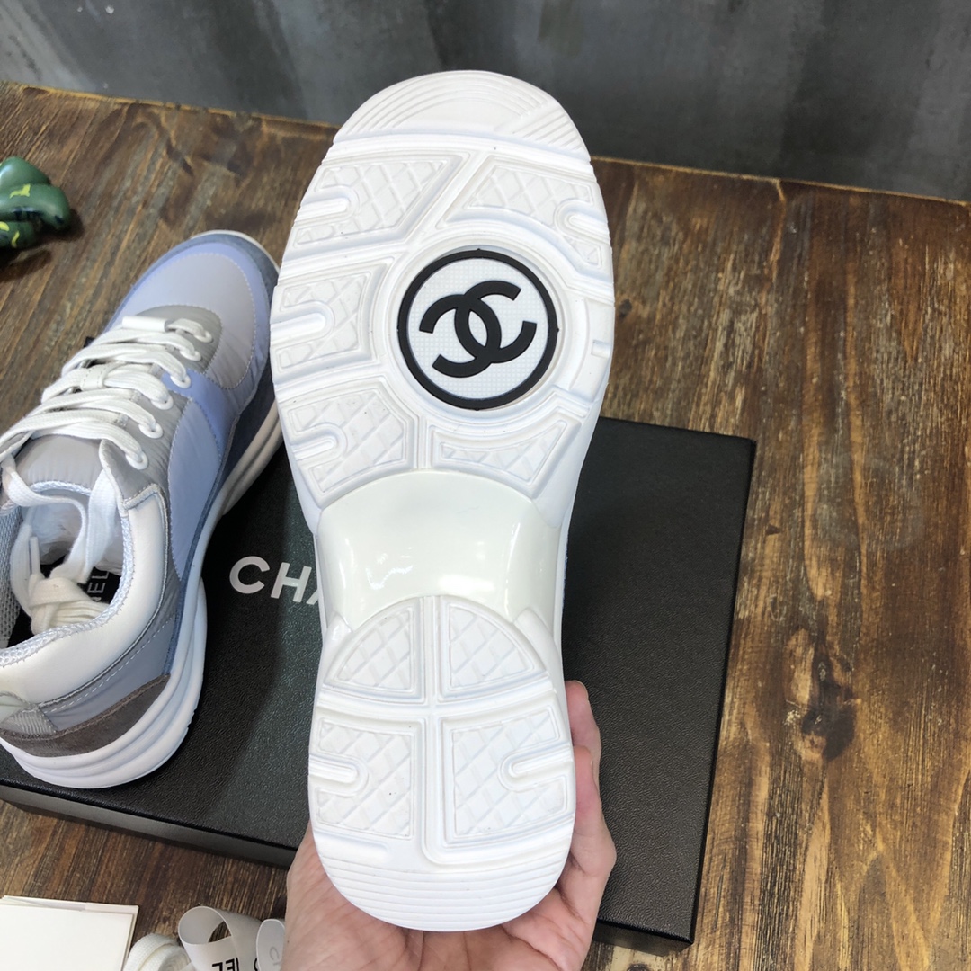 Chanel Fabric & Suede Calfskin Low Top Sneaker 30 - vstockx