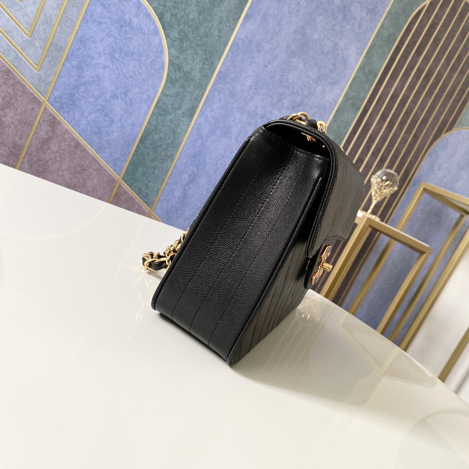 Handbag Chanel A88 size 30.21.8 cm - vstockx