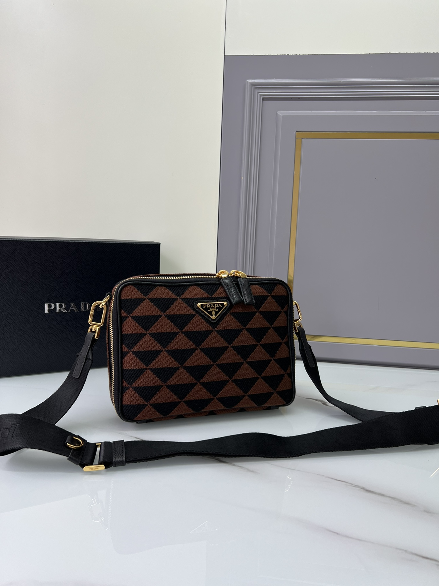 handbags prada 2VH069 22*16*6 - vstockx