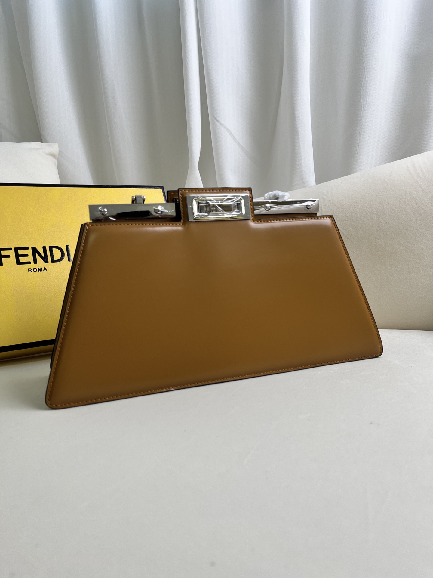 handbags FENDI 1011 size:34*18.5*11cm - vstockx