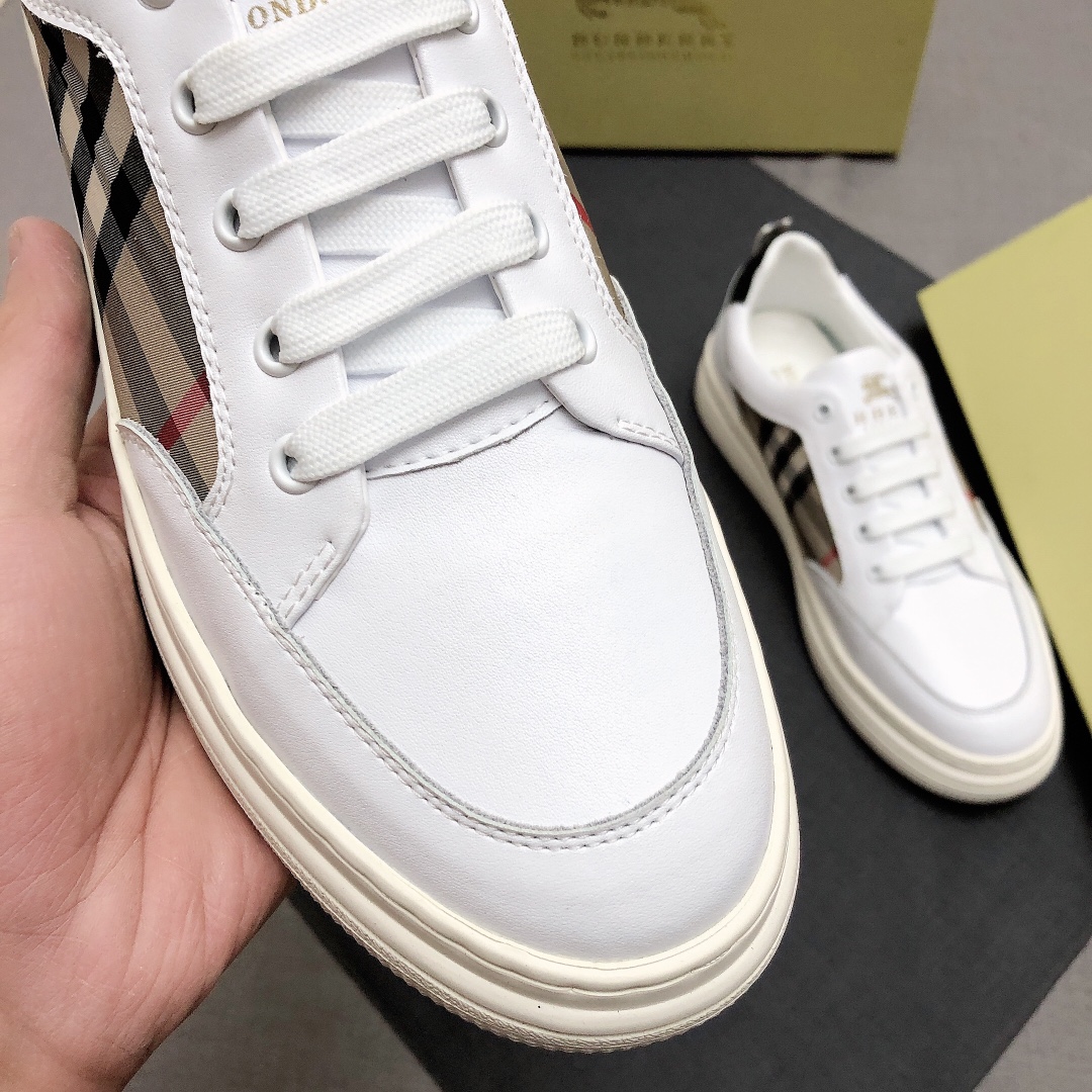 Burberry Perforated Check Sneaker 41 - vstockx