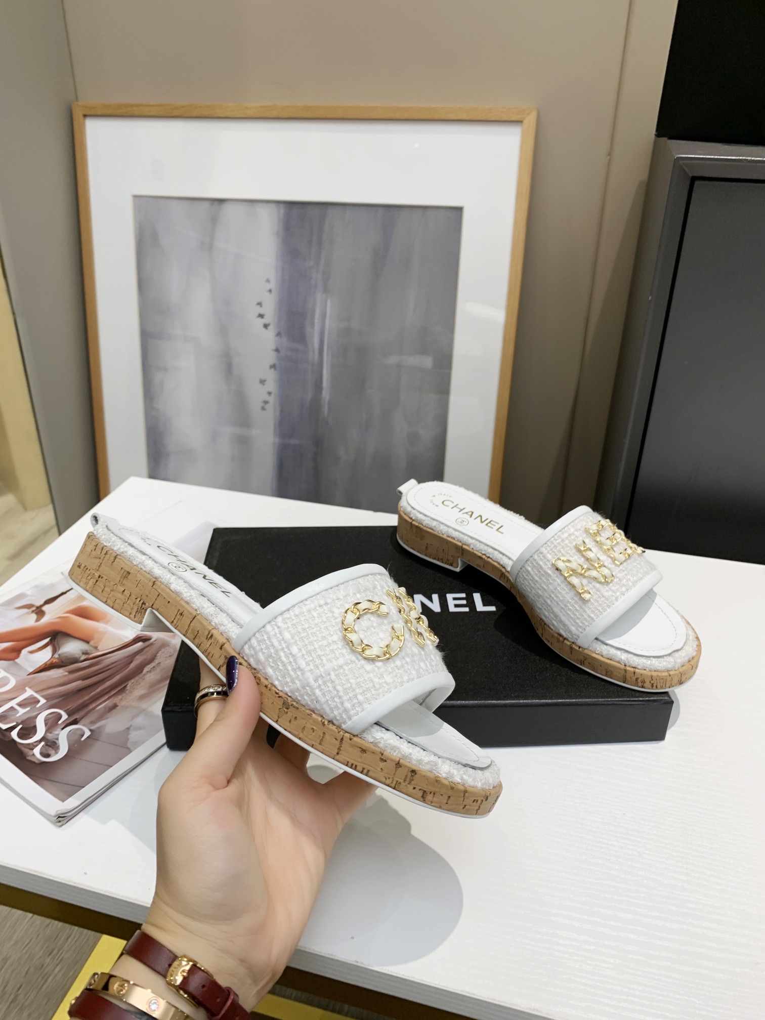 Chanel Slides 25 - vstockx