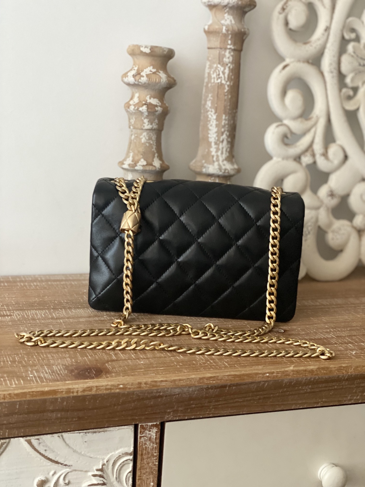 Handbag Chanel AS3393 size 14x22x8 cm - vstockx