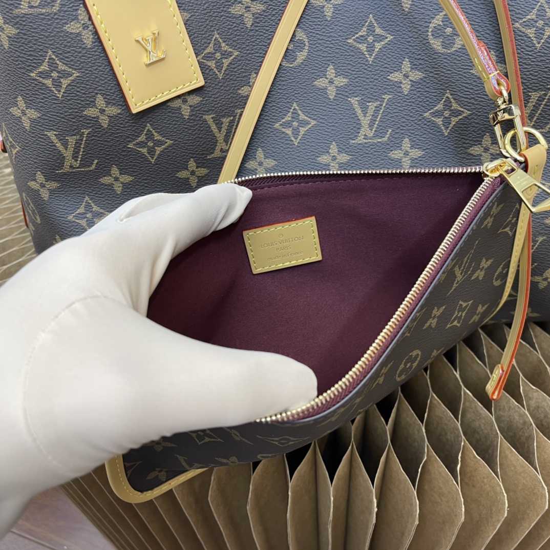 Handbag Louis Vuitton M46197 size 39 x 30 x 15 cm - vstockx