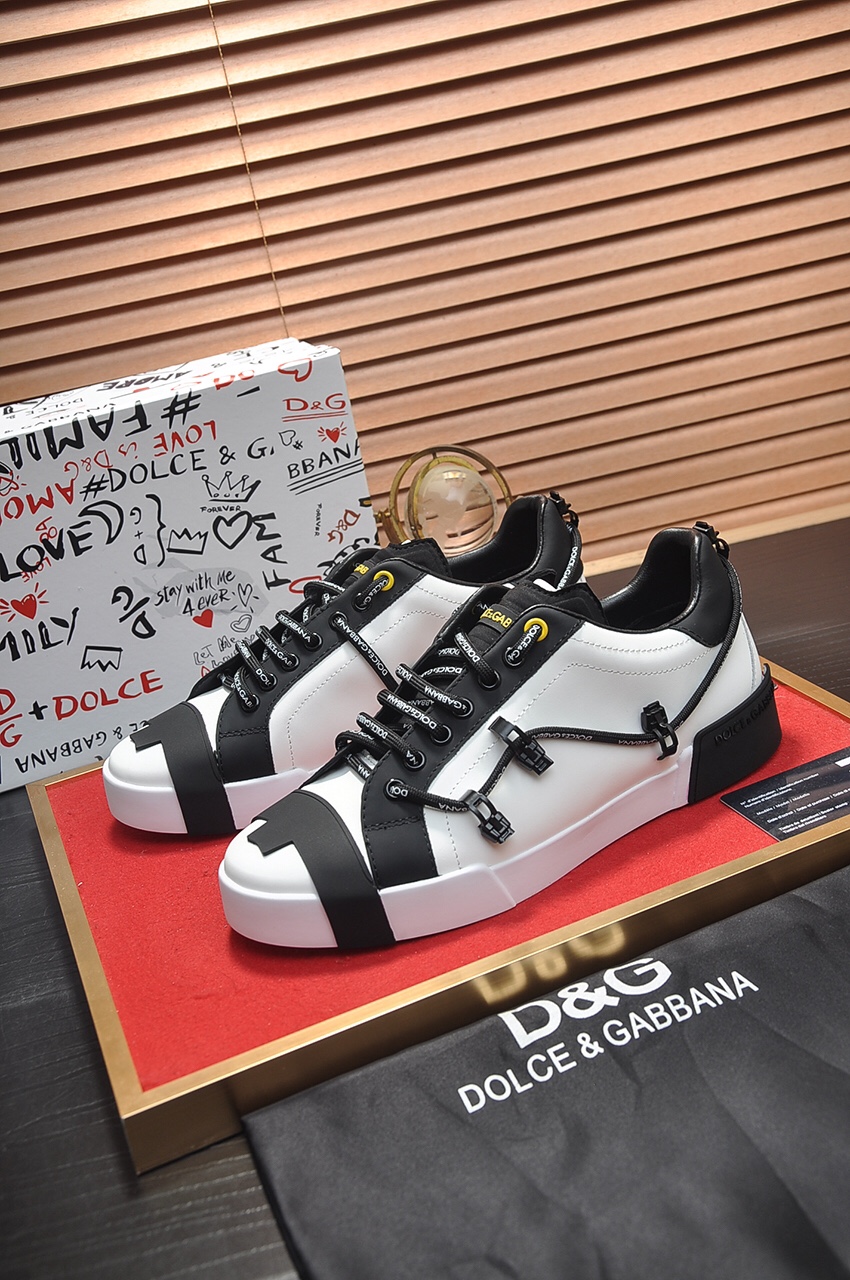 Dolce & Gabbana Low Tops Sneakers 63 - vstockx