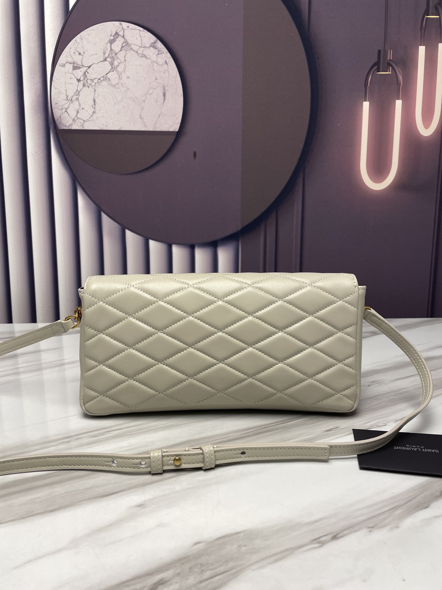 Handbags SAINT LAURENT 676628 size 26x4.5x13 cm - vstockx