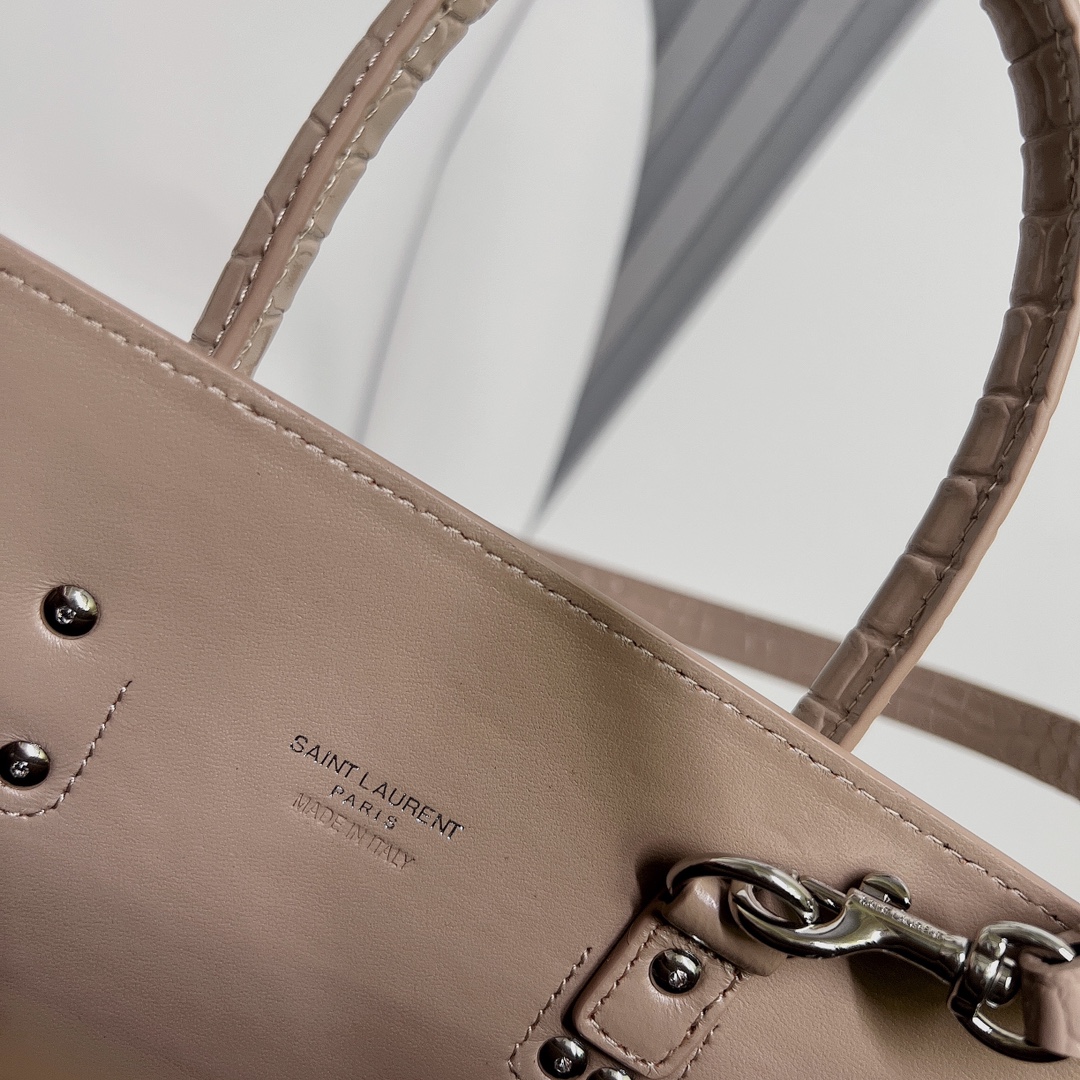 Handbags SAINT LAURENT 421863 size 26*20.5*12.5 cm - vstockx