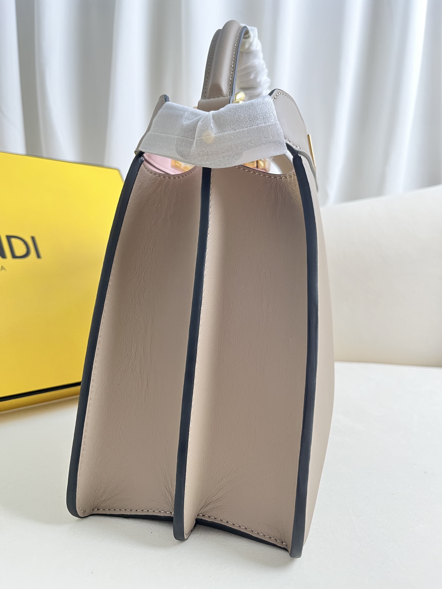 handbags FENDI 0230 size:25.5*33.5*13cm - vstockx