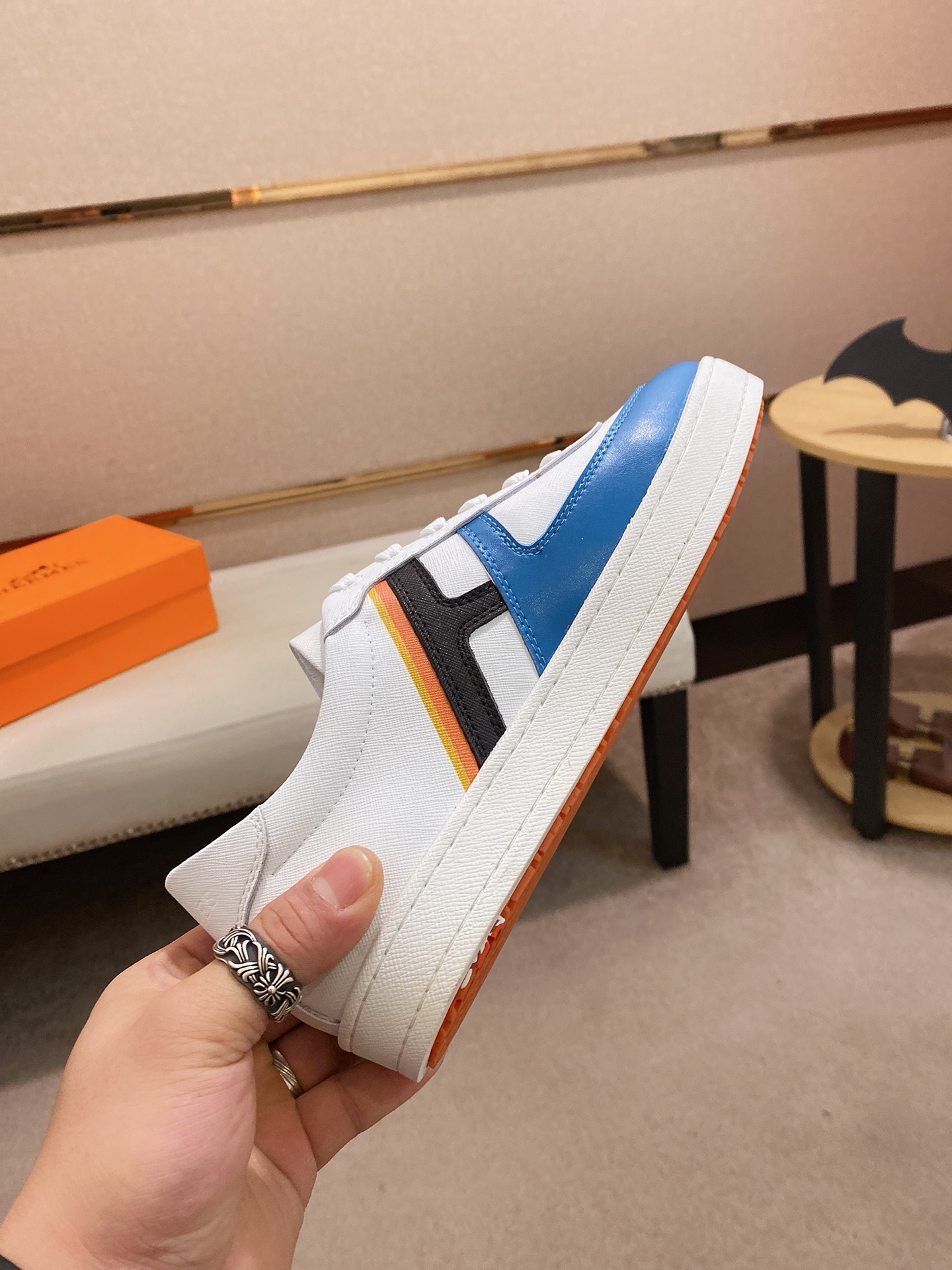 Hermes Boomerang sneaker 1 - vstockx