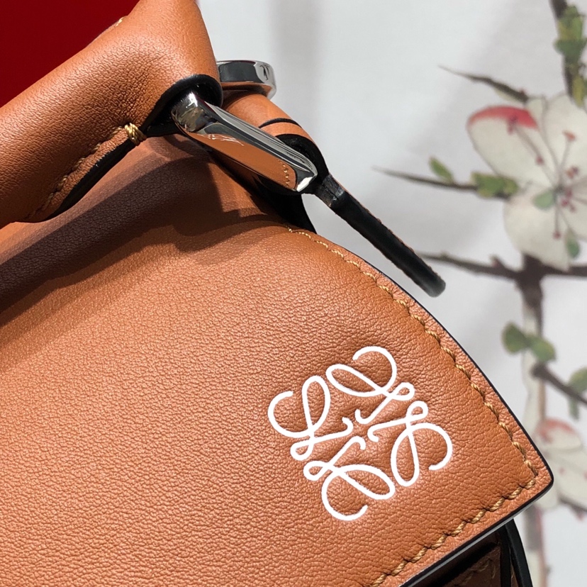 Handbags LOEWE zp size:24*14*11 cm - vstockx