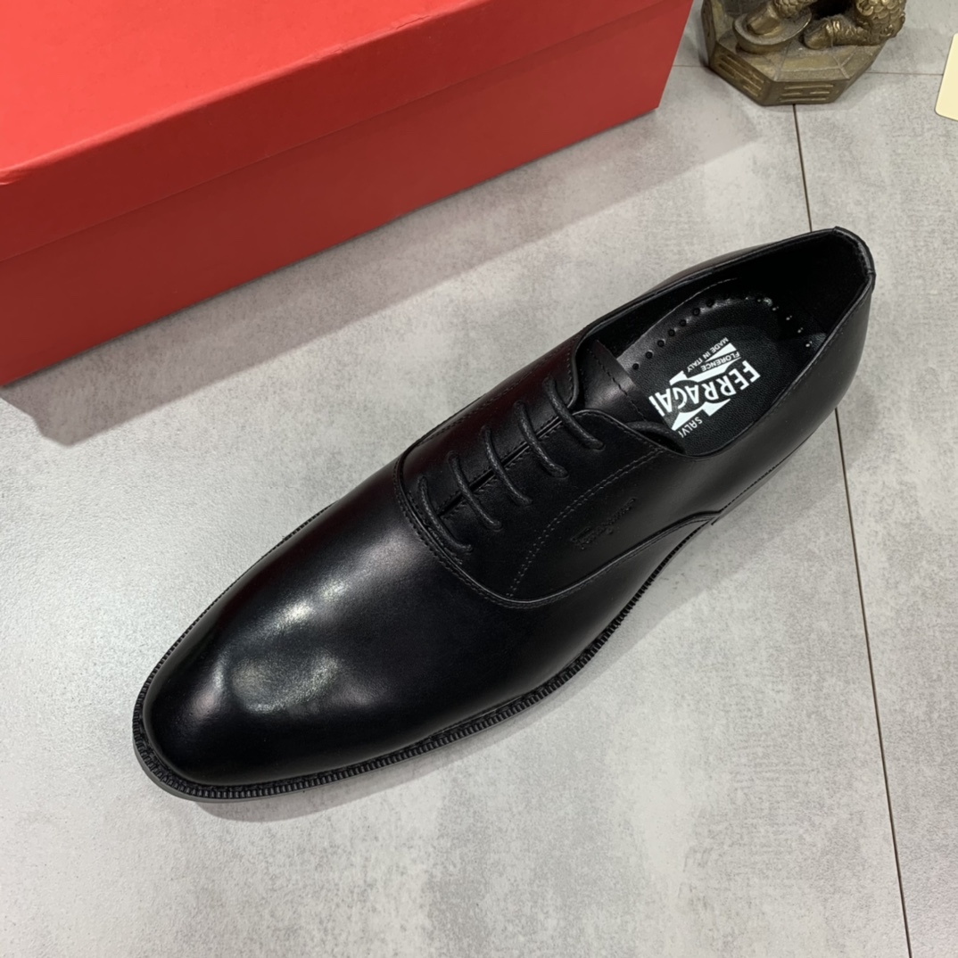 Salvatore Ferragamo Boots 20 - vstockx