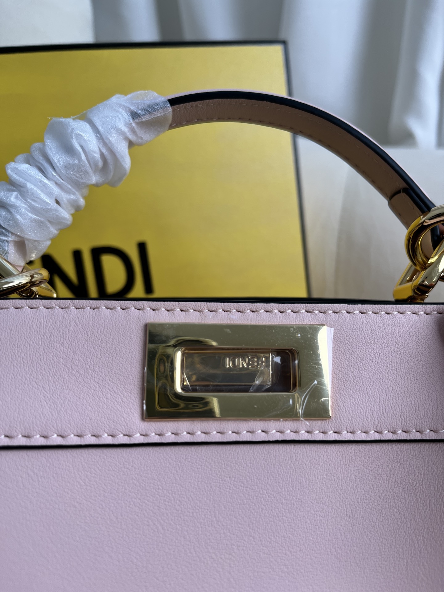 handbags FENDI 0229 size:27*21*11cm - vstockx