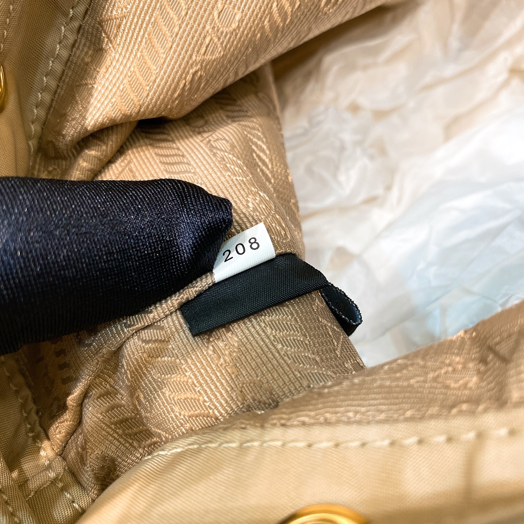 handbags prada 1BH038 23*18*12 - vstockx