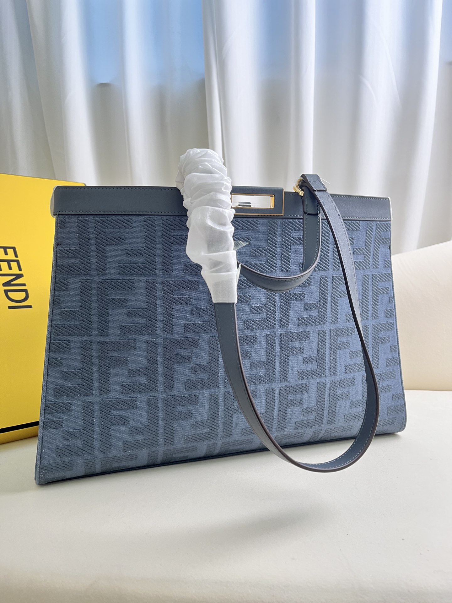 handbags FENDI 8003 size:40*12*29cm - vstockx