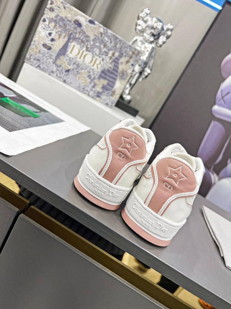 Dior One White and Nude Dior Oblique Perforated Calfskin (Women's) - vstockx