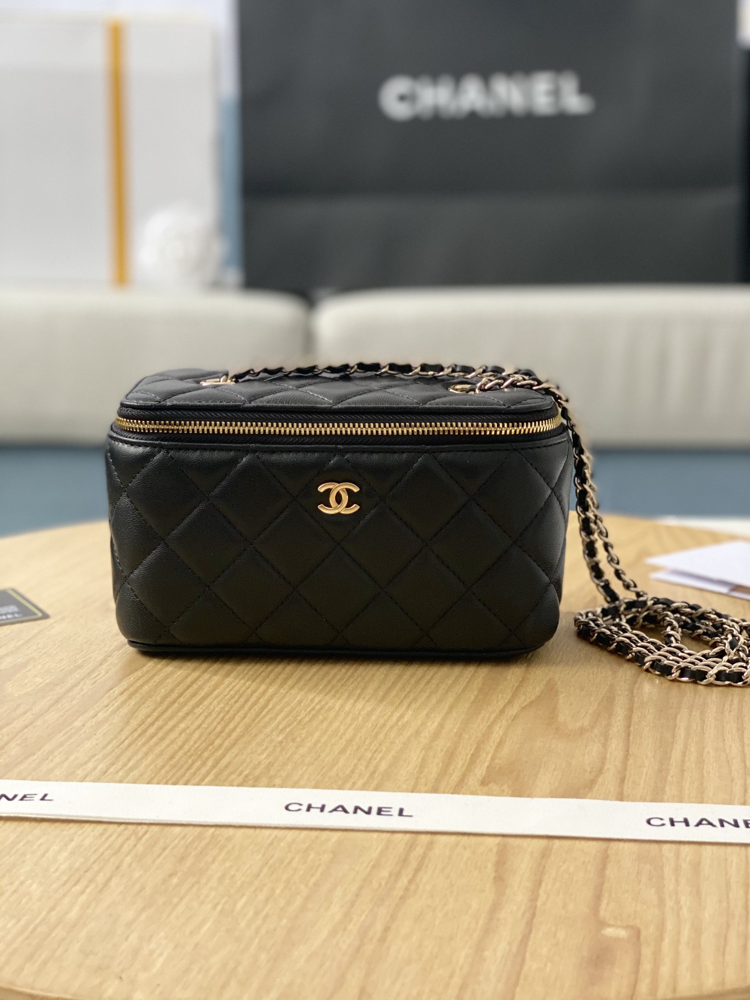 Handbag Chanel 81341 size 9.5*17*8 cm - vstockx