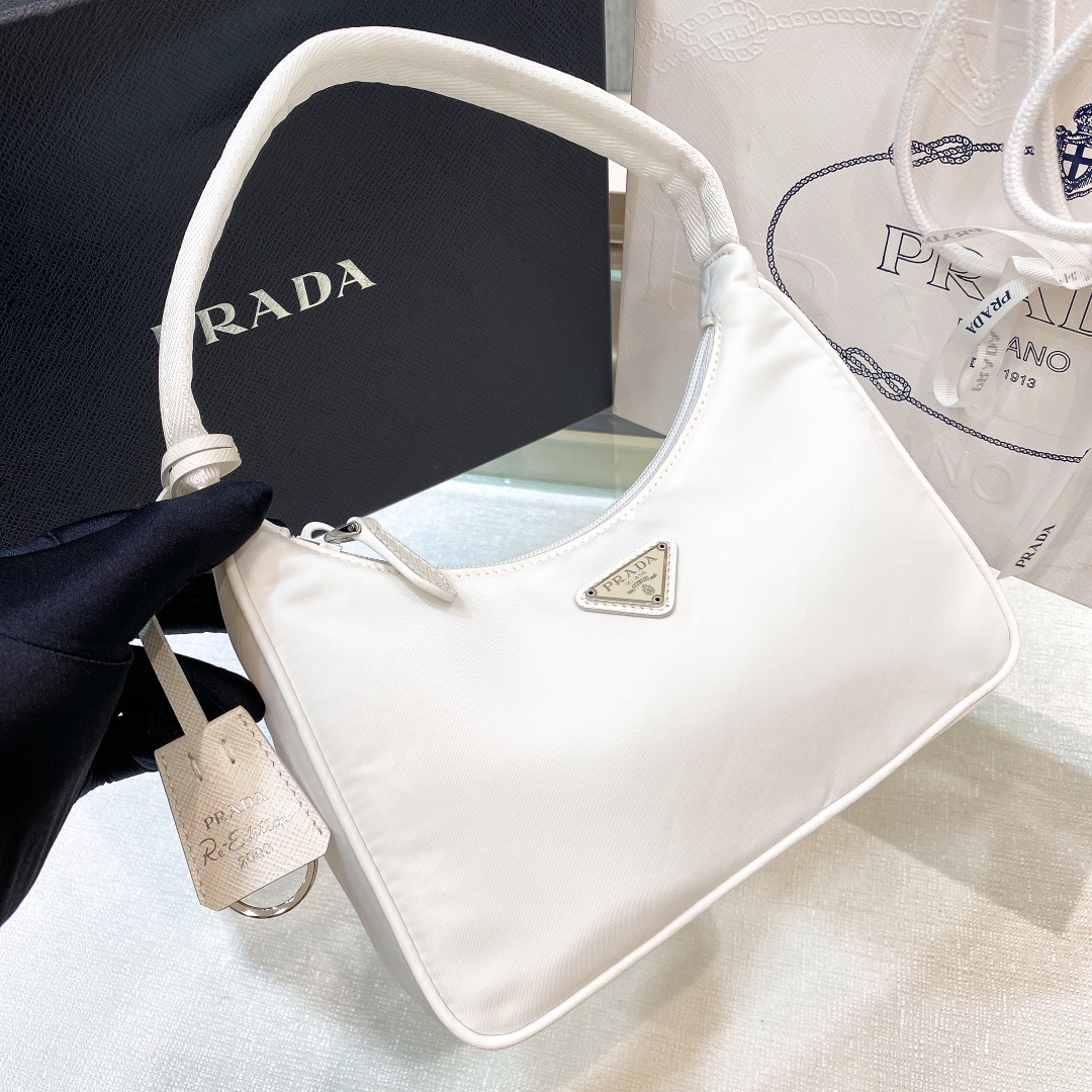 handbags prada Hobo 1NE515 re-edition 2000 Size:22*17*6 - vstockx