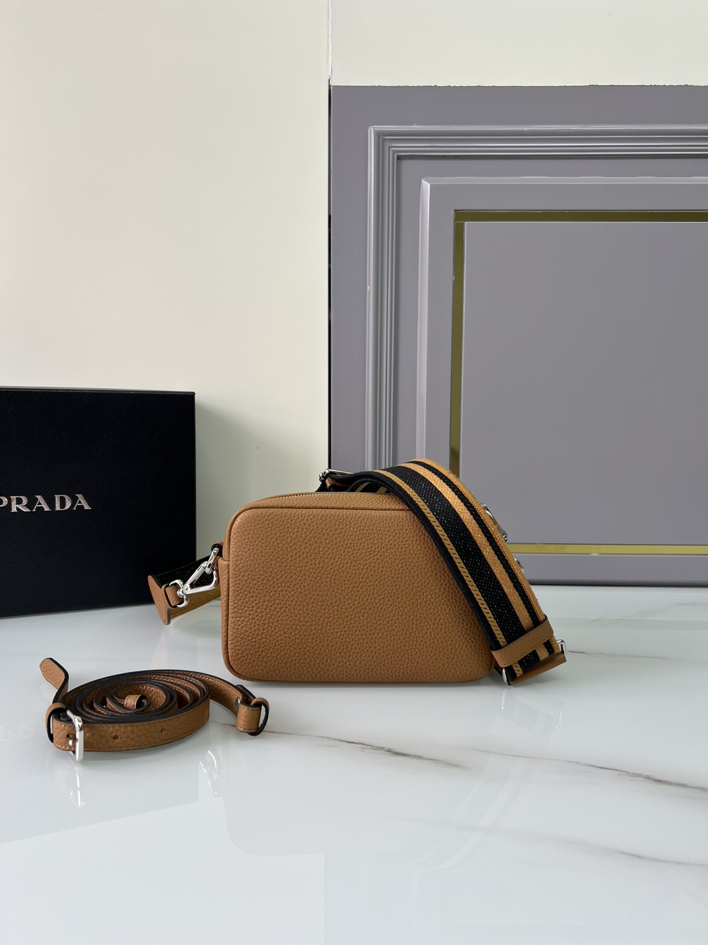 handbags prada 1BH192 19*12*6 - vstockx