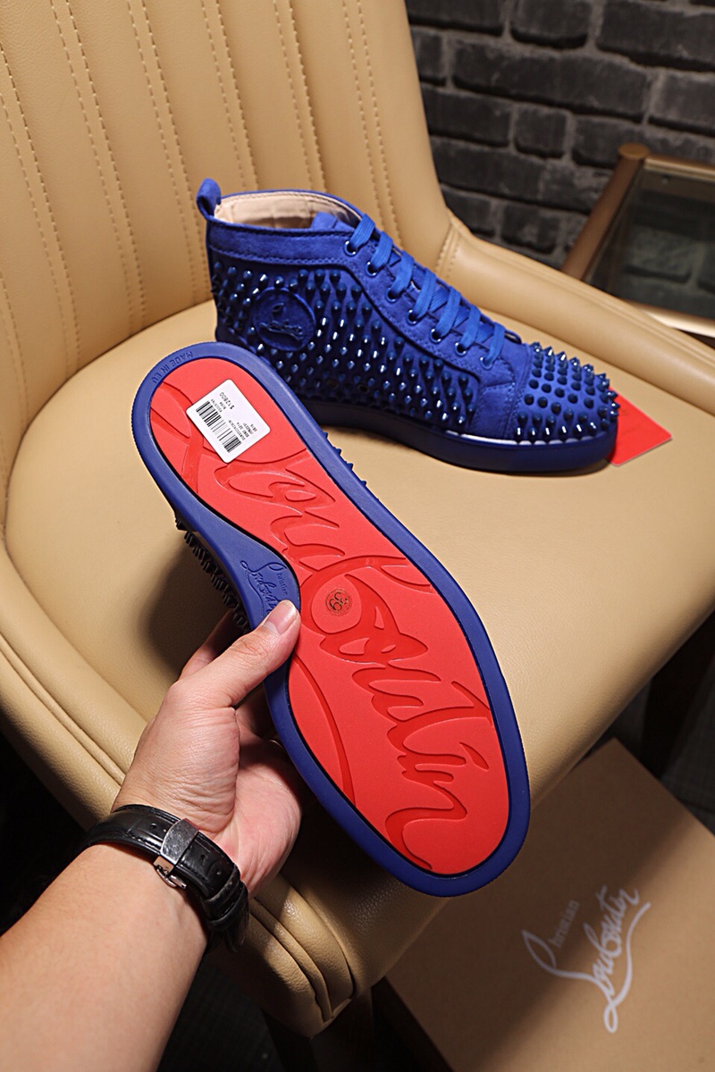 Christian Louboutin Louis Junior Spikes Orlato Flat Sneakers 7 - vstockx