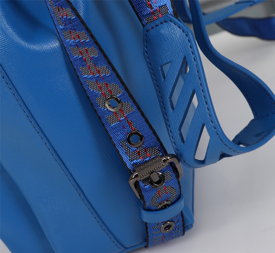 handbags OFF-White 501  5332870  size:19*24*13cm - vstockx