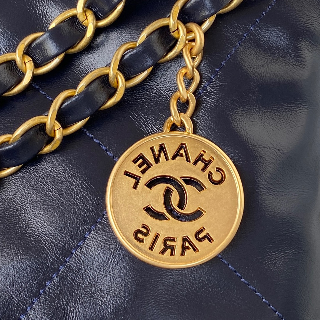 Handbag Chanel AS3263 size 18X20X6.5 cm - vstockx