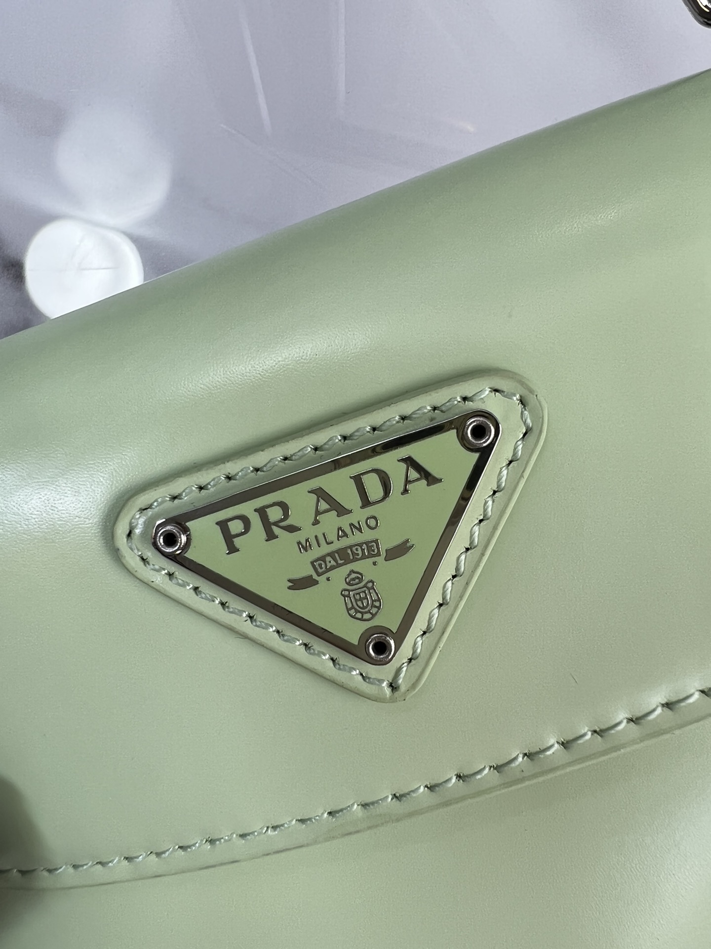 handbags prada 1BH188 17*14.5*7 - vstockx