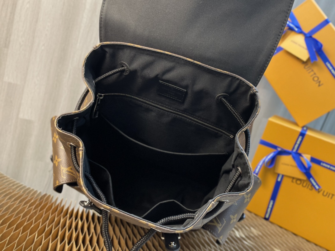 Handbag Louis Vuitton M43735 size 41  47  13 cm - vstockx