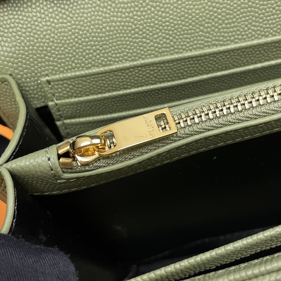 Handbags SAINT LAURENT 377828 size 22.5x14x4 cm - vstockx