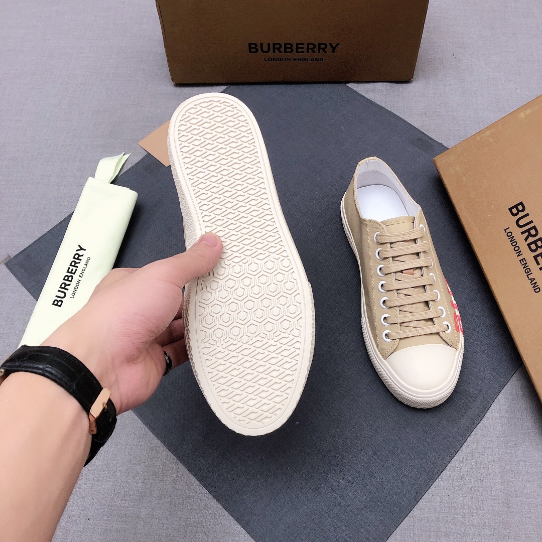 Burberry Perforated Check Sneaker 15 - vstockx