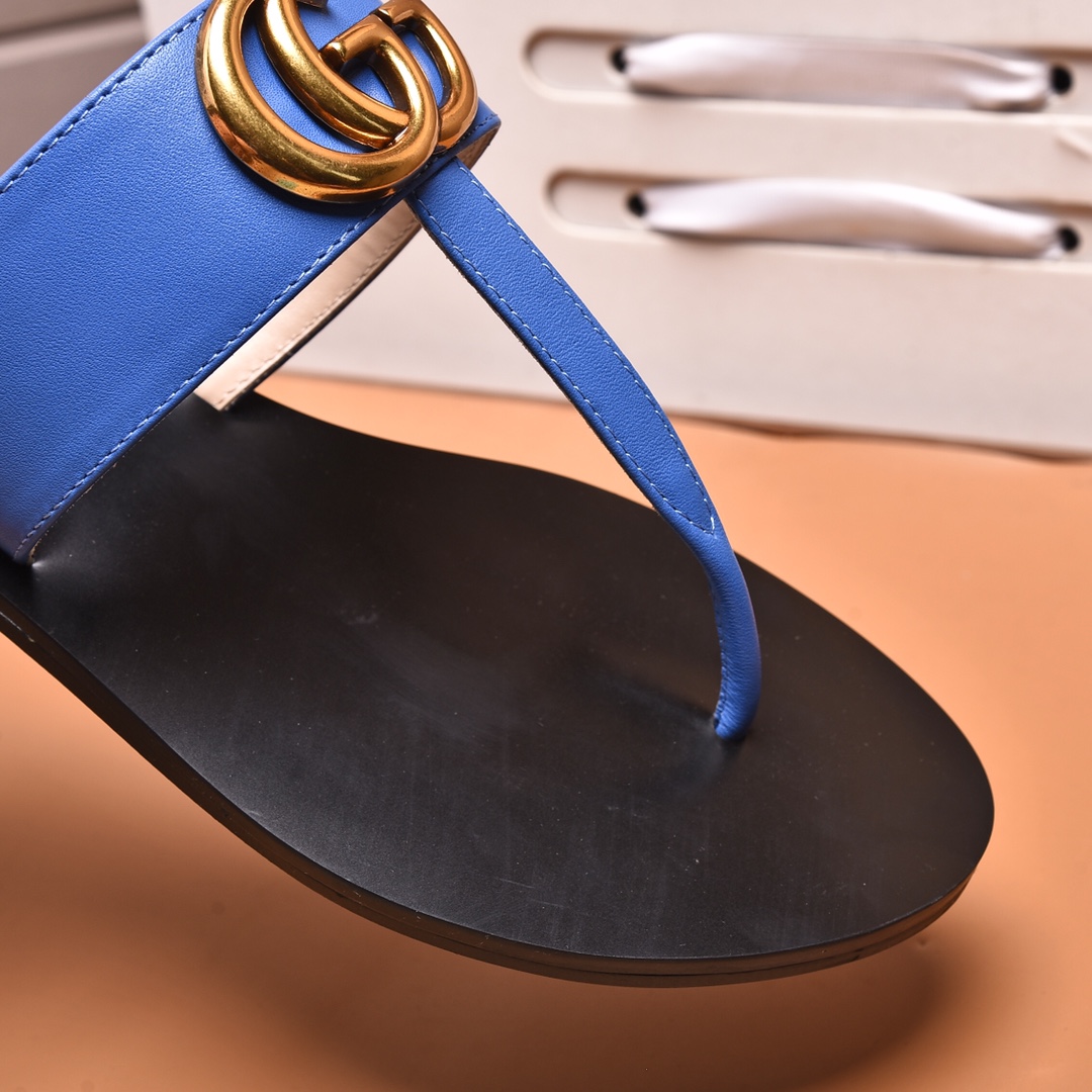 Gucci Slippers 9 - vstockx