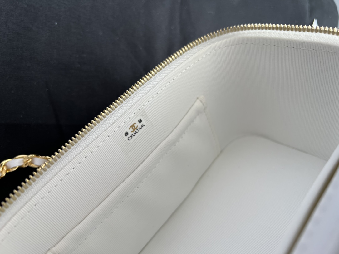 Handbag Chanel AP3017 size 17cm10cmx8 cm - vstockx