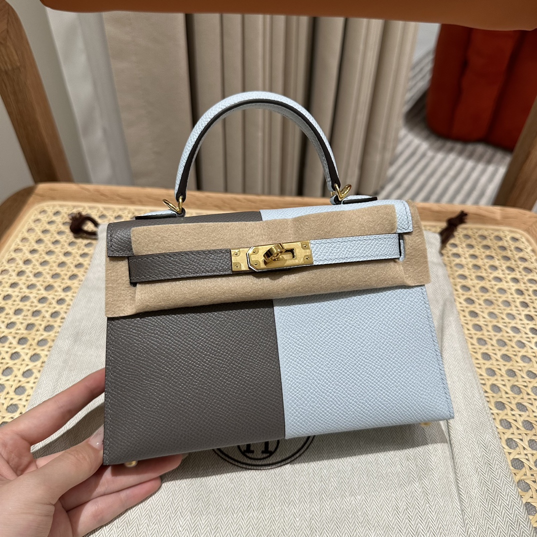 Handbags Hermes mini Kelly size:19cm - vstockx