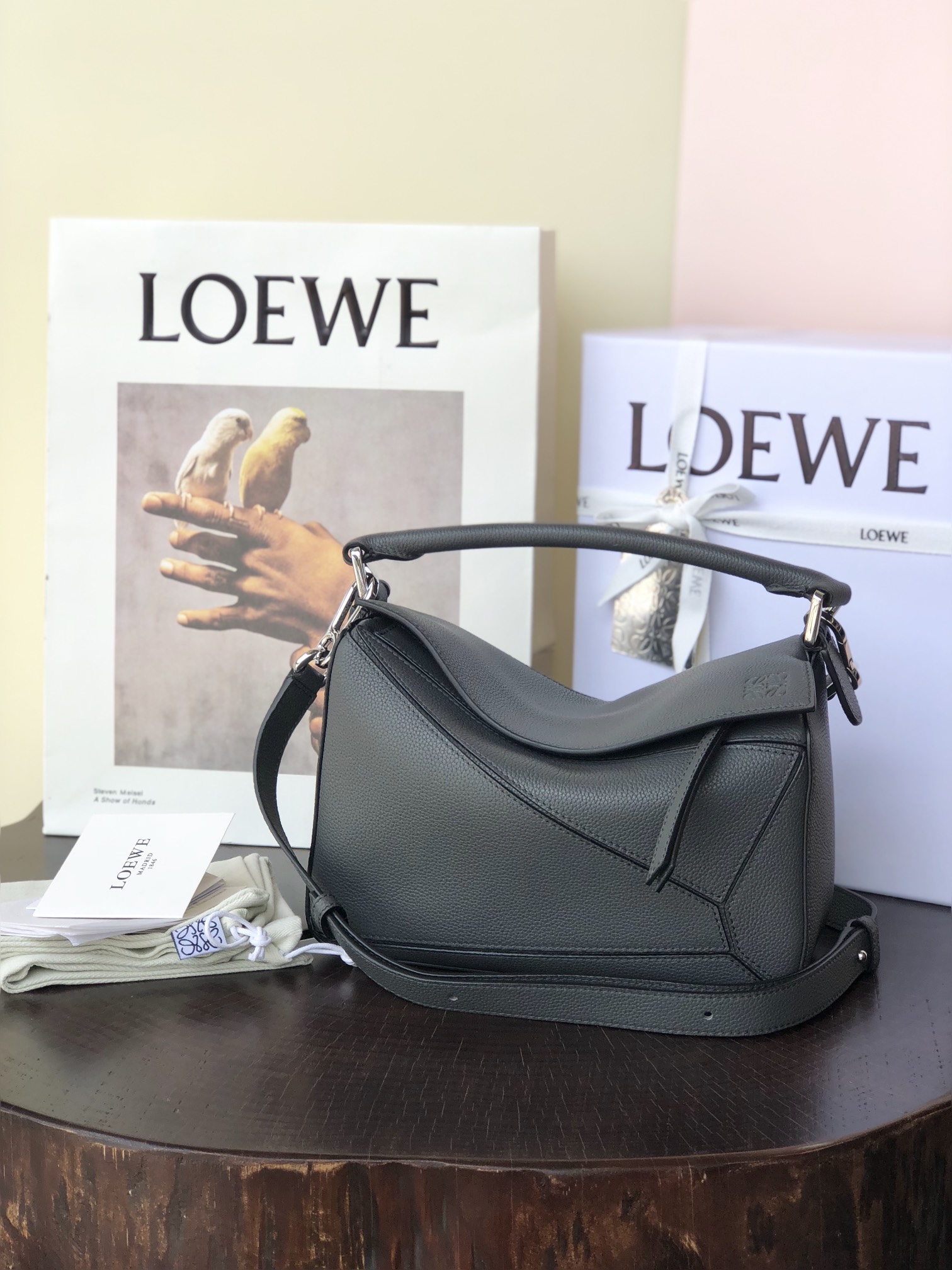Handbags LOEWE zp size:24*14*11 cm - vstockx