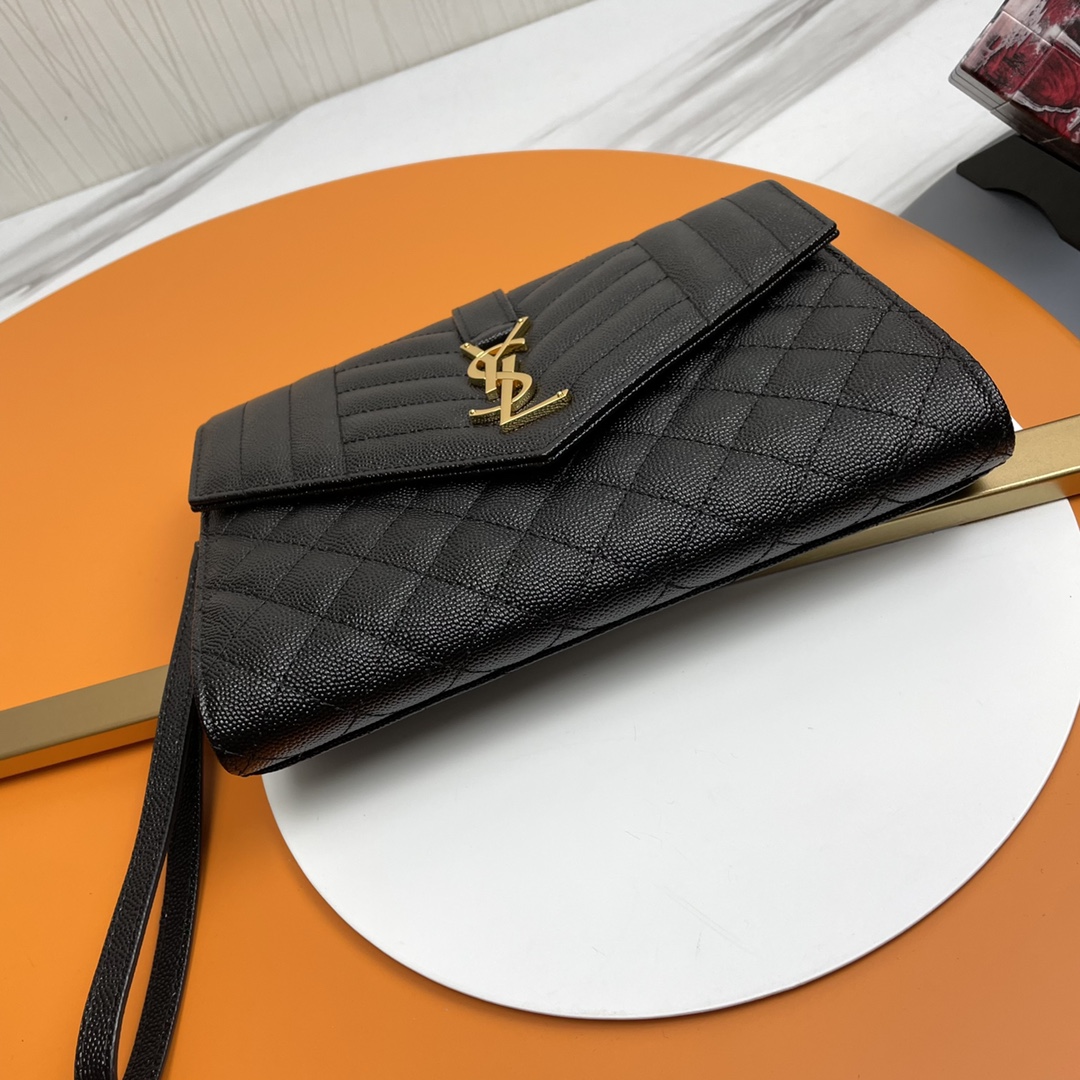Handbags SAINT LAURENT 617662 size 21x16x3 cm - vstockx