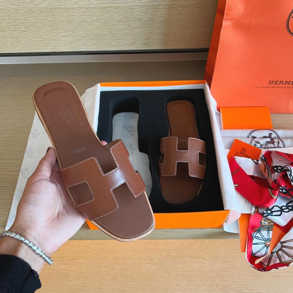 Hermes Sandals 228 - vstockx