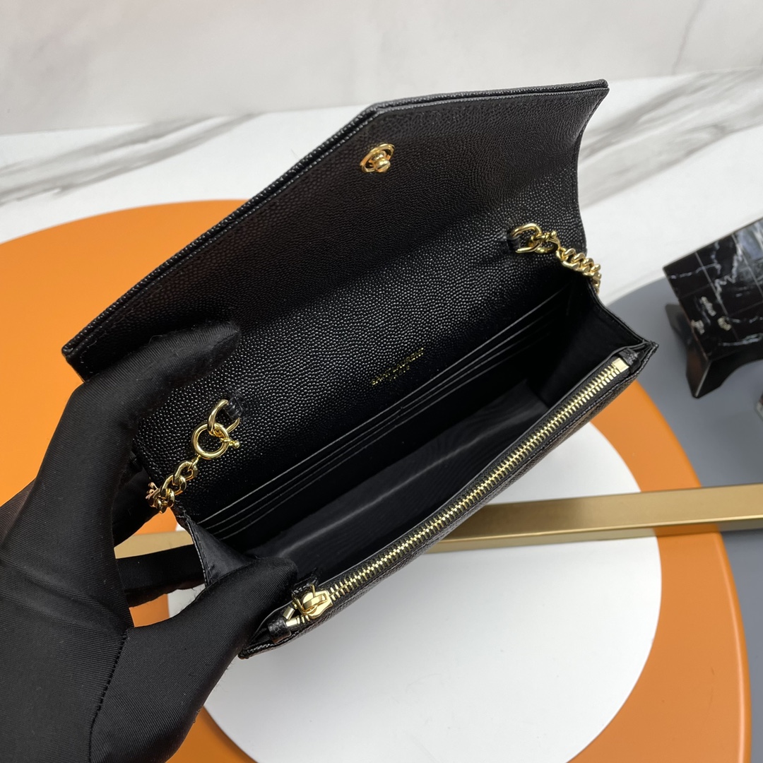 Handbags SAINT LAURENT 393953 size 19x11.5x4 cm - vstockx