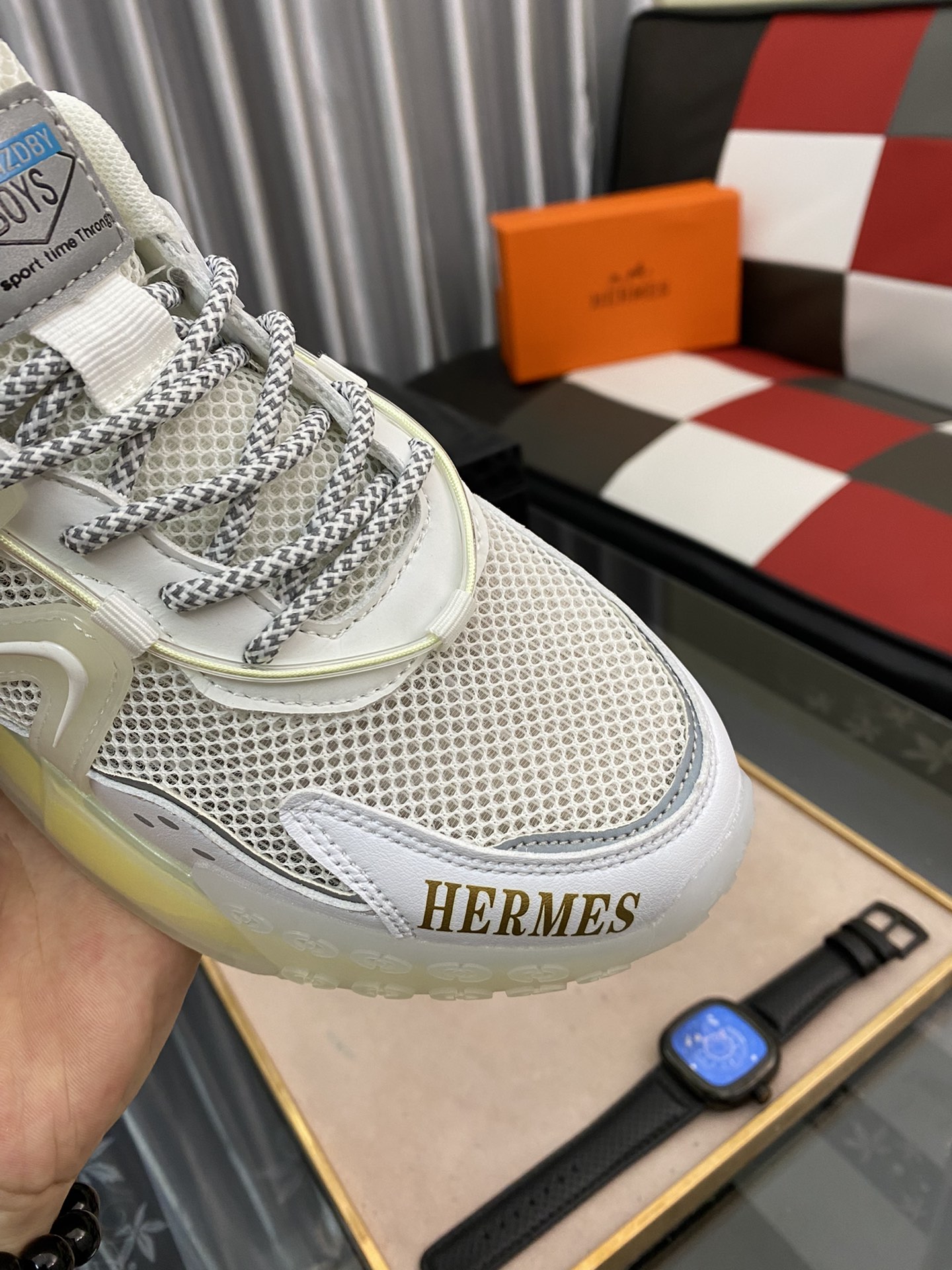 Hermes Low Top sneaker 30 - vstockx
