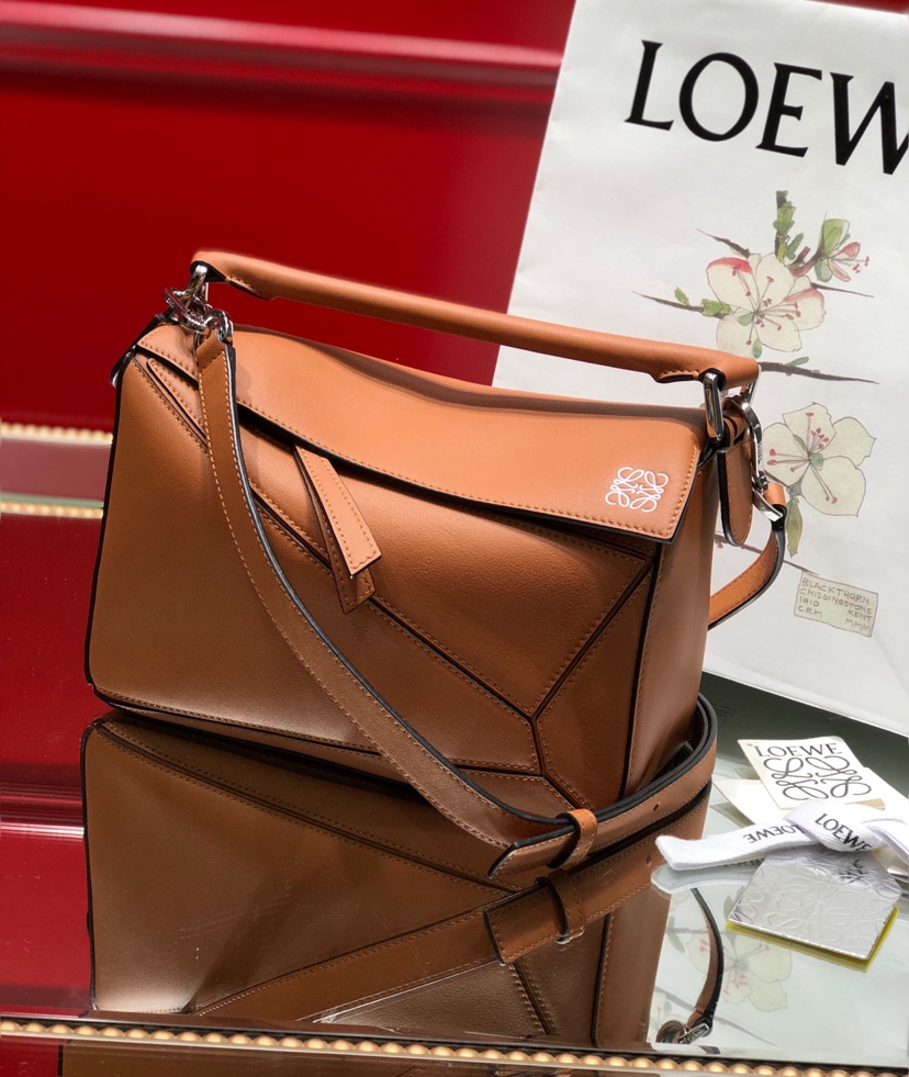 Handbags LOEWE zp size:24*14*11 cm - vstockx