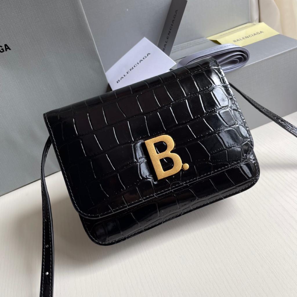 Handbag Balenciaga 3011 size 19.5*7.5*15cm - vstockx