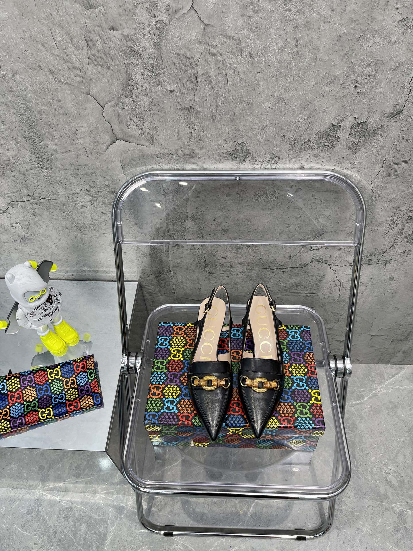 Gucci Women's crocodile print pump WOMEN 4 - vstockx