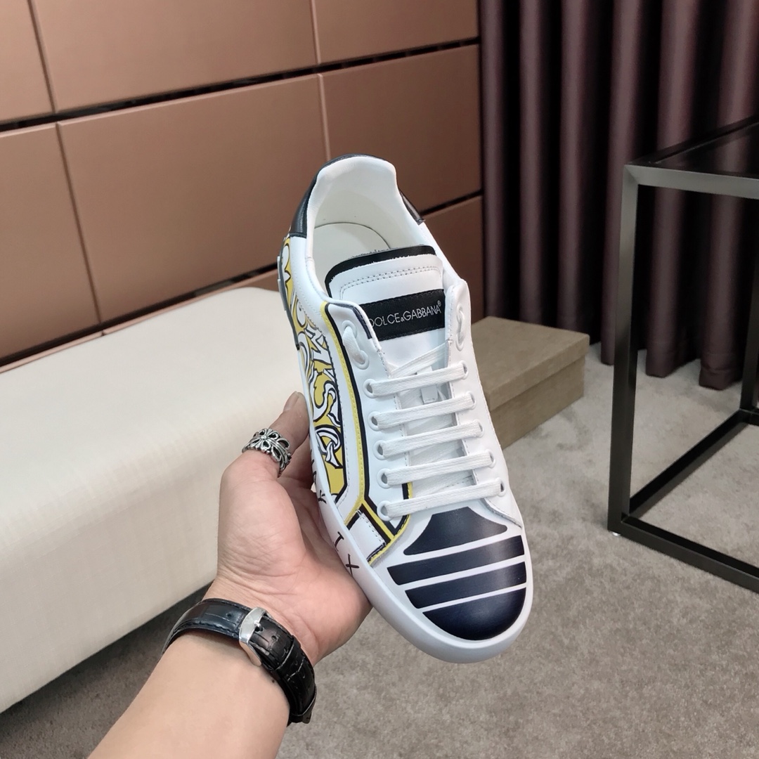 Dolce & Gabbana Low Tops Sneakers 123 - vstockx