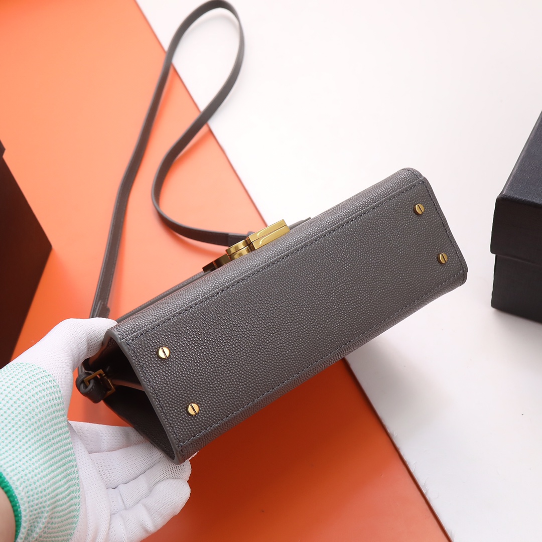 Handbags SAINT LAURENT 602716 size 20  16  7.5 cm - vstockx