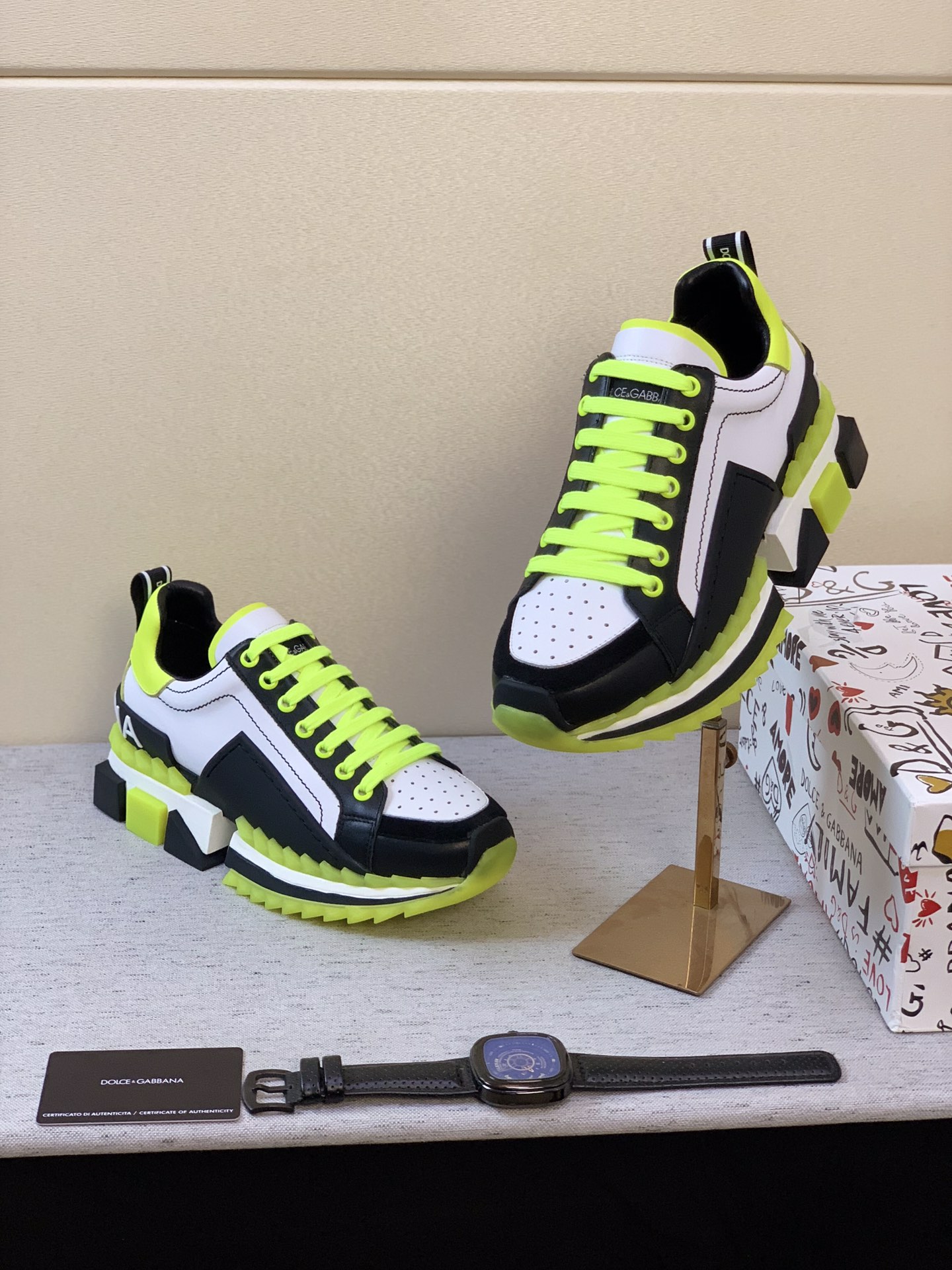 Dolce & Gabbana Low Tops Sneakers 33 - vstockx